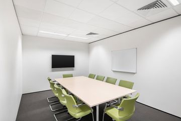 Office for rent in Bang Kapi, Bangkok near MRT Pradit Manutham