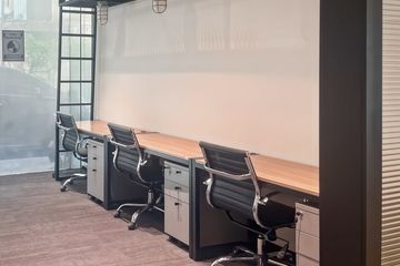 Office for rent in Phra Khanong, Bangkok near BTS Phra Khanong