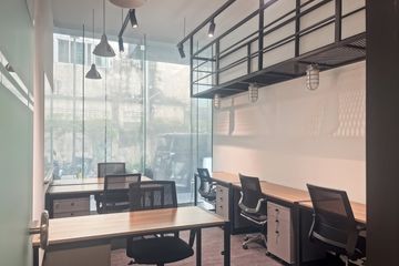 Office for rent in Phra Khanong, Bangkok near BTS Phra Khanong