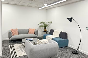 Office for rent in Silom, Bangkok near BTS Sala Daeng