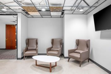 Office for rent in Silom, Bangkok near BTS Sala Daeng
