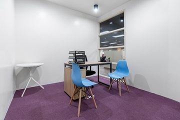 Office for rent in Silom, Bangkok near BTS Sala Daeng