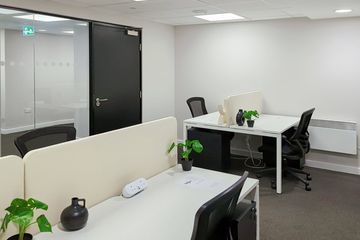 Office for rent in Silom, Bangkok near BTS Sala Daeng