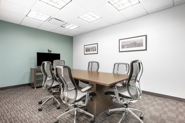 Office for rent in Sam Sen Nai, Bangkok