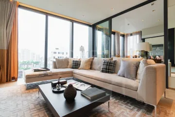 2 Bedroom Condo for sale in Khlong Tan, Bangkok near BTS Thong Lo