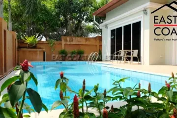 3 Bedroom House for rent in Na Kluea, Chonburi