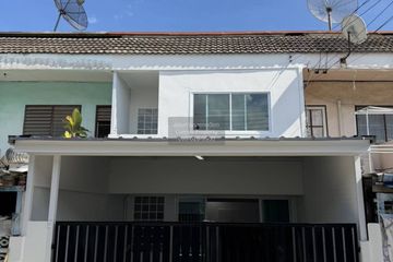 3 Bedroom Townhouse for sale in Mueang Samut Prakan, Samut Prakan near MRT Thipphawan