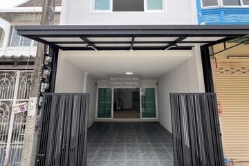 3 Bedroom Townhouse for sale in Baan Sena villa 84, Khlong Chan, Bangkok
