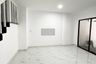 4 Bedroom Townhouse for rent in Tha Raeng, Bangkok near MRT Vatcharaphon