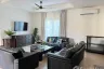 6 Bedroom Villa for Sale or Rent in St.James Park, Pong, Chonburi