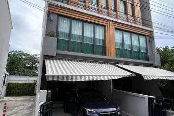 3 Bedroom Townhouse for rent in Eigen Premium, Prawet, Bangkok
