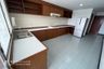 3 Bedroom Condo for rent in Le Chateau, Khlong Tan Nuea, Bangkok