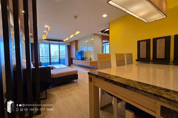 2 Bedroom Condo for rent in Acadamia Grand Tower, Khlong Tan Nuea, Bangkok near BTS Phrom Phong