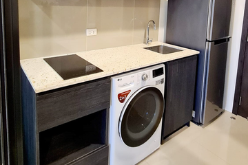 1 Bedroom Condo for sale in XT Huaikhwang, Din Daeng, Bangkok near MRT Huai Khwang