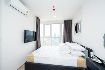 1 Bedroom Condo for sale in XT Huaikhwang, Din Daeng, Bangkok near MRT Huai Khwang