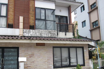 3 Bedroom Townhouse for sale in THE ENTER, Dokmai, Bangkok