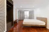 3 Bedroom Condo for rent in Khlong Tan, Bangkok