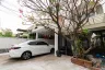 3 Bedroom Townhouse for rent in Khlong Tan Nuea, Bangkok