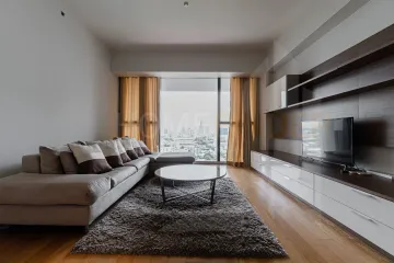 2 Bedroom Condo for rent in Thung Wat Don, Bangkok near BTS Surasak