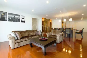 3 Bedroom Condo for rent in Khlong Toei Nuea, Bangkok near MRT Sukhumvit