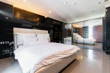 3 Bedroom Condo for rent in The Master Centrium Asoke-Sukhumvit, Khlong Toei Nuea, Bangkok near MRT Sukhumvit
