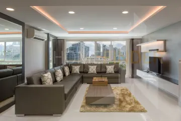3 Bedroom Condo for rent in Khlong Tan, Bangkok near BTS Phrom Phong