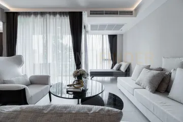 3 Bedroom Condo for rent in Khlong Toei Nuea, Bangkok near MRT Sukhumvit