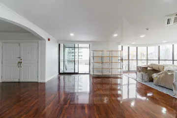 3 Bedroom Condo for rent in City Lakes Tower Sukhumvit 16, Khlong Toei, Bangkok near BTS Asoke