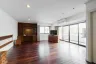 3 Bedroom Condo for rent in Khlong Toei Nuea, Bangkok near BTS Nana