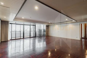 3 Bedroom Condo for rent in Khlong Toei Nuea, Bangkok near BTS Nana