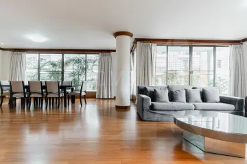 3 Bedroom Condo for rent in Khlong Toei, Bangkok near BTS Asoke