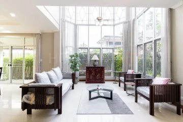 5 Bedroom House for rent in Khlong Tan, Bangkok near BTS Phrom Phong