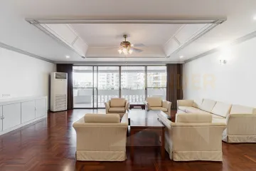 3 Bedroom Condo for rent in Govind Tower, Khlong Toei Nuea, Bangkok near BTS Nana
