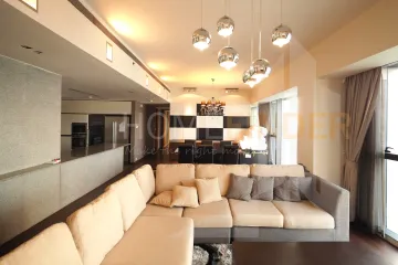 3 Bedroom Condo for rent in Thung Maha Mek, Bangkok