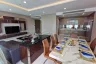 3 Bedroom Condo for rent in Wat Phraya Krai, Bangkok