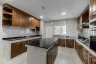 3 Bedroom Condo for rent in Khlong Toei Nuea, Bangkok near MRT Sukhumvit