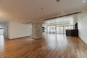 3 Bedroom Condo for rent in Khlong Toei Nuea, Bangkok near BTS Nana