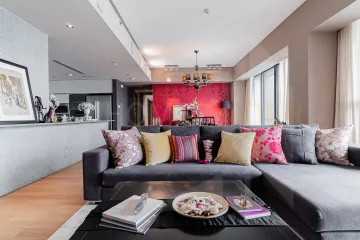 3 Bedroom Condo for rent in Thung Wat Don, Bangkok near BTS Surasak