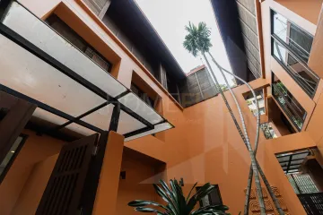 4 Bedroom Townhouse for rent in Khlong Tan Nuea, Bangkok near BTS Thong Lo