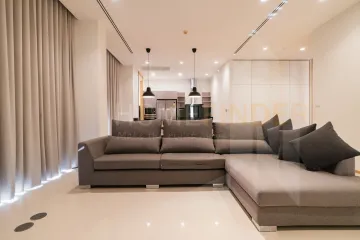 3 Bedroom Condo for rent in Vana Residence Sukhumvit 26, Khlong Tan, Bangkok near BTS Thong Lo