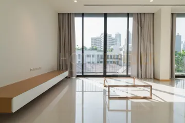 3 Bedroom Condo for rent in Khlong Tan, Bangkok near BTS Thong Lo