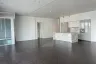 3 Bedroom Condo for rent in Silom, Bangkok near BTS Chong Nonsi