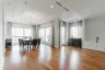 4 Bedroom Condo for rent in Royal Residence Park, Lumpini, Bangkok near BTS Ratchadamri