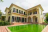 4 Bedroom House for rent in Bang Kapi, Bangkok near MRT Pradit Manutham