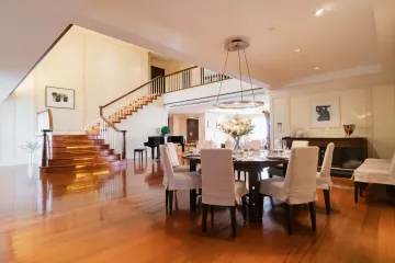 4 Bedroom Condo for rent in Khlong Toei Nuea, Bangkok near MRT Sukhumvit