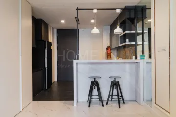 2 Bedroom Condo for sale in Phra Khanong, Bangkok near BTS Thong Lo