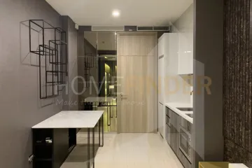 1 Bedroom Condo for sale in Lumpini, Bangkok near BTS Ploen Chit