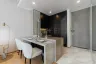 1 Bedroom Condo for sale in Silom, Bangkok near MRT Lumpini