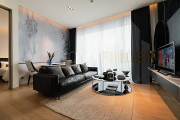 1 Bedroom Condo for sale in Silom, Bangkok near MRT Lumpini