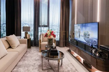 2 Bedroom Condo for sale in Khlong Tan Nuea, Bangkok near BTS Thong Lo